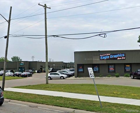 4895 Highland Road Waterford Charter Township MI 48328