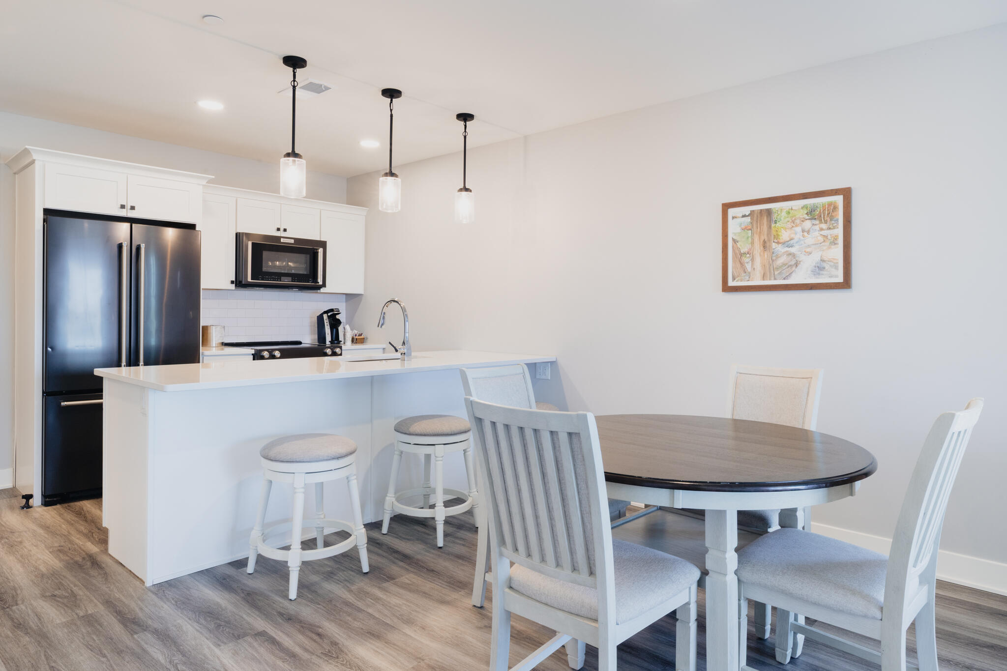 800 Whitwam Drive 1 & 1A