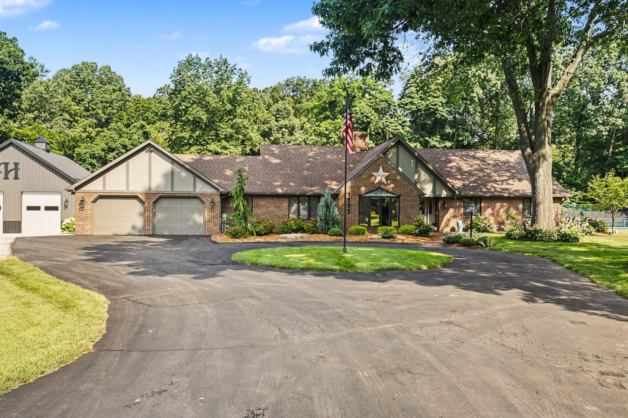 1555 Cardinal Drive