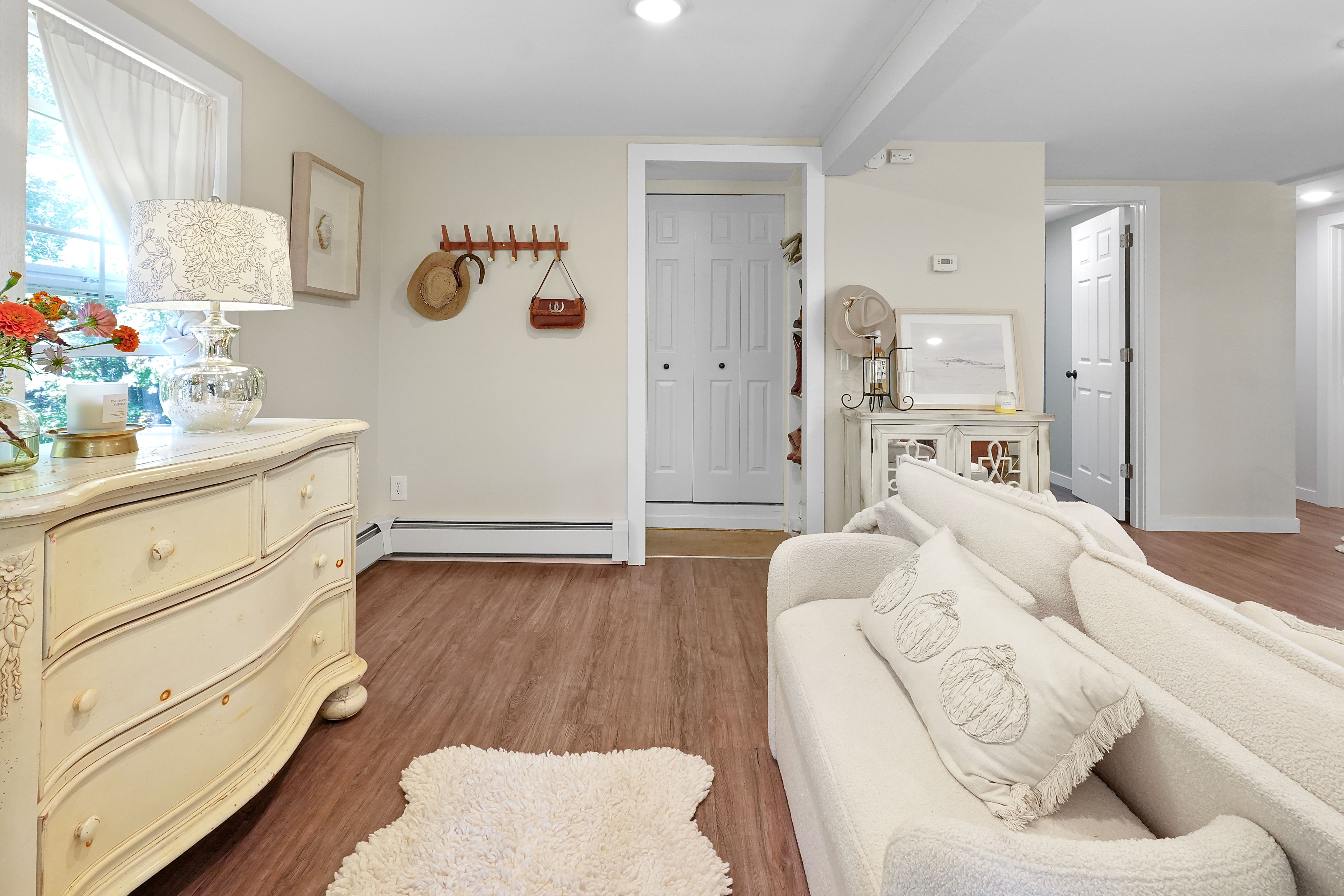 11401/11425 HIBNER Road
