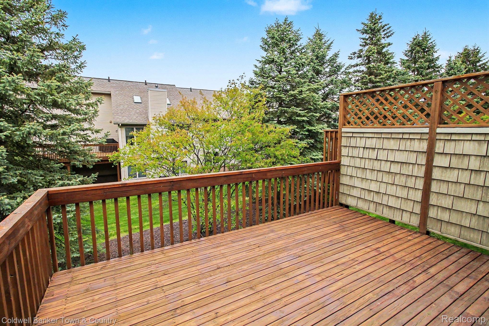 2246 Willow Tree Drive
