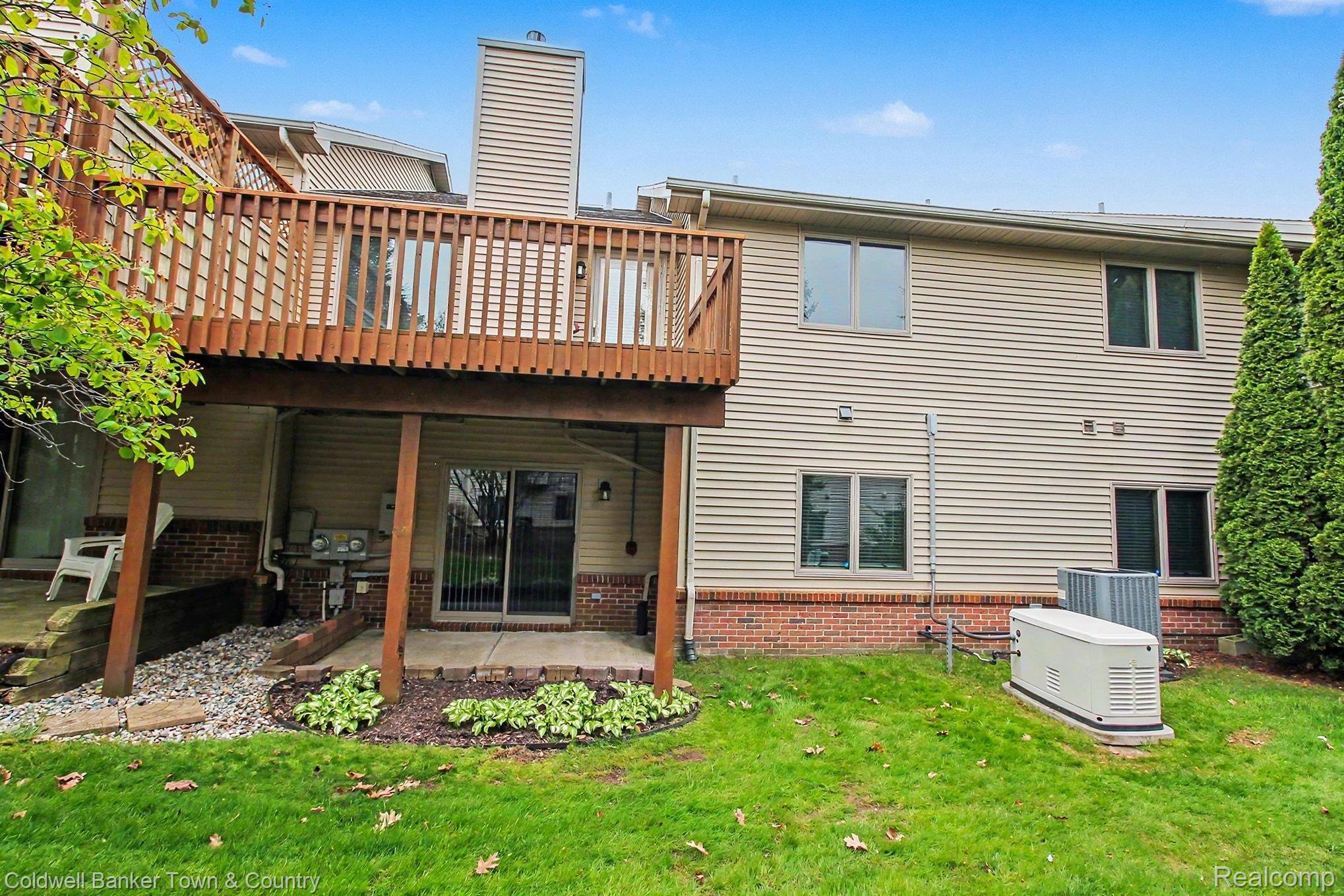 2246 Willow Tree Drive