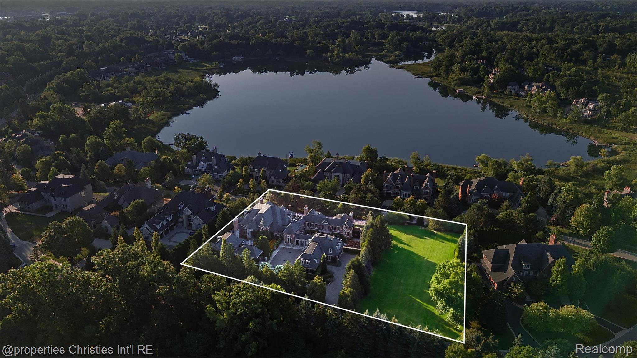 2756 Turtle Bluff Drive