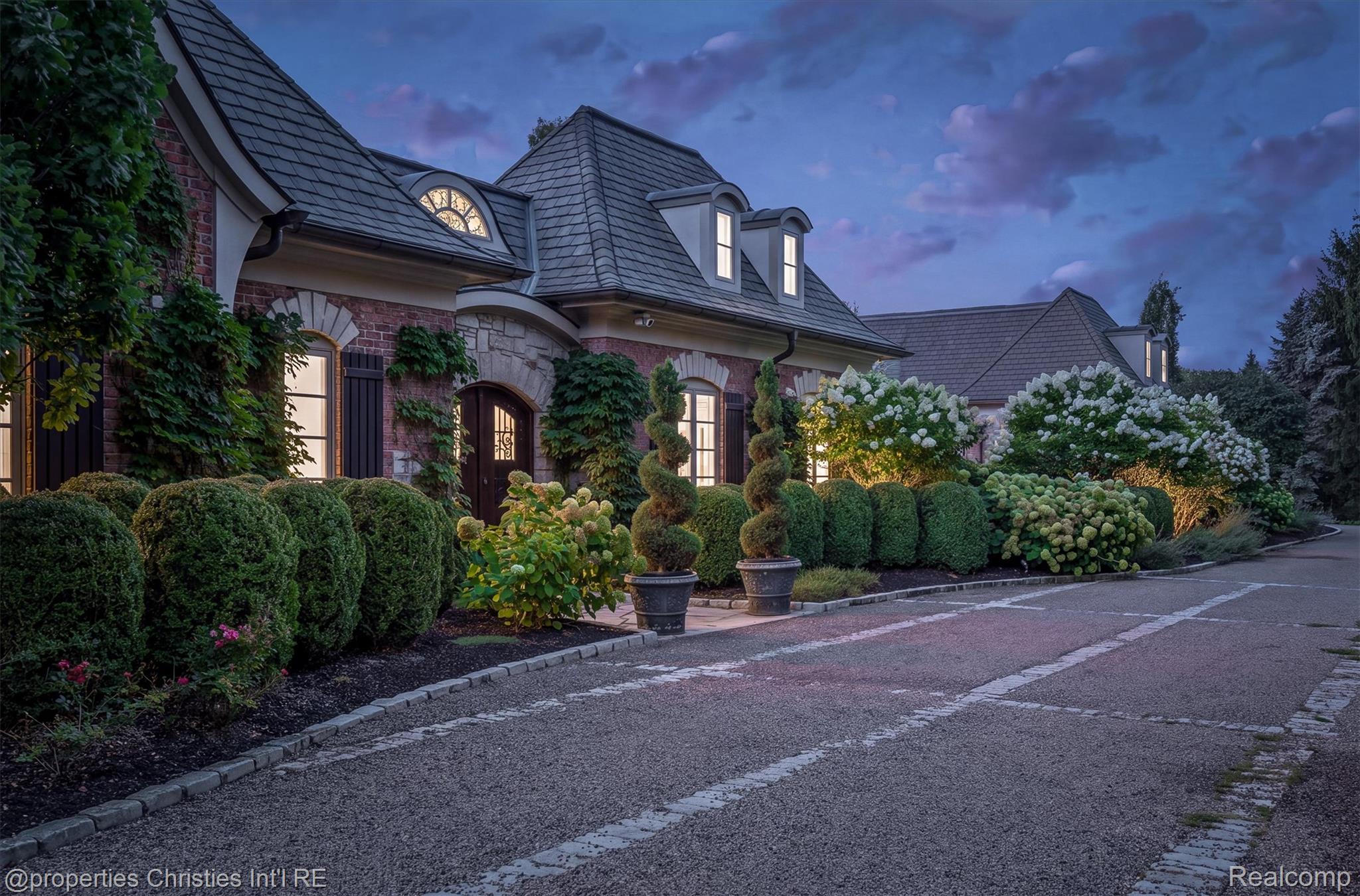 2756 Turtle Bluff Drive