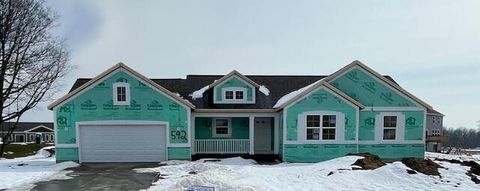 592 Lincoln Lawns Drive NW Walker City MI 49534