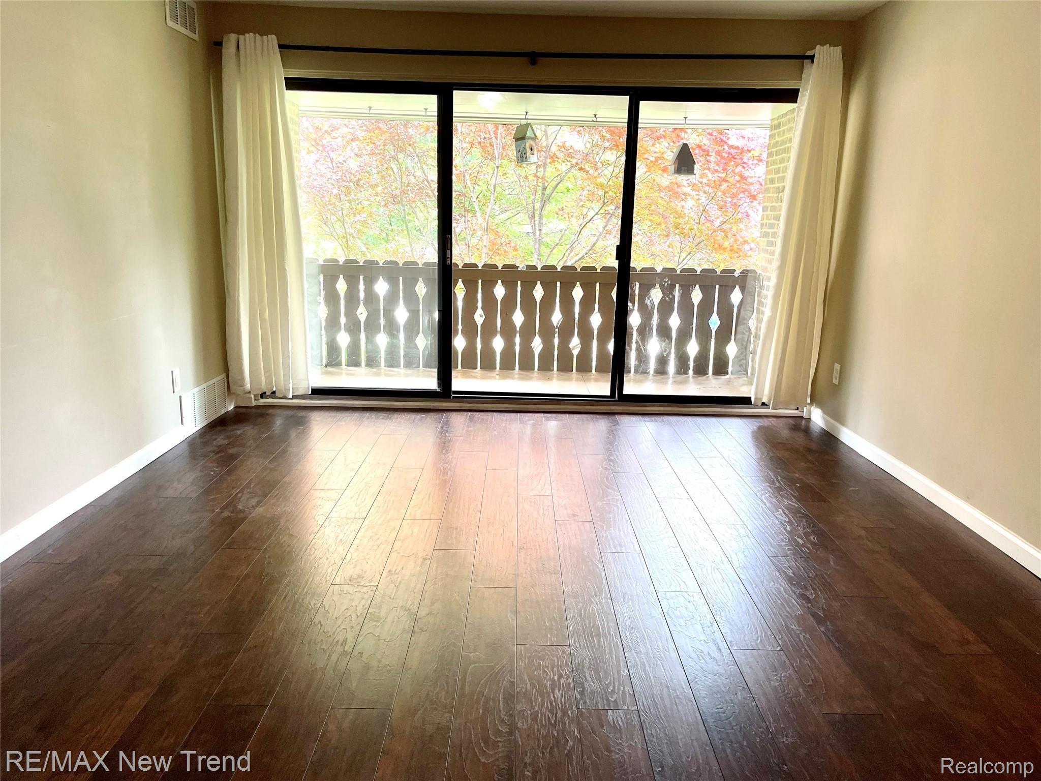 2116 PAULINE BLVD APT 304