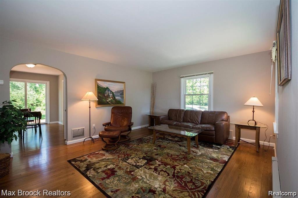 3484 Ann Arbor Saline Road