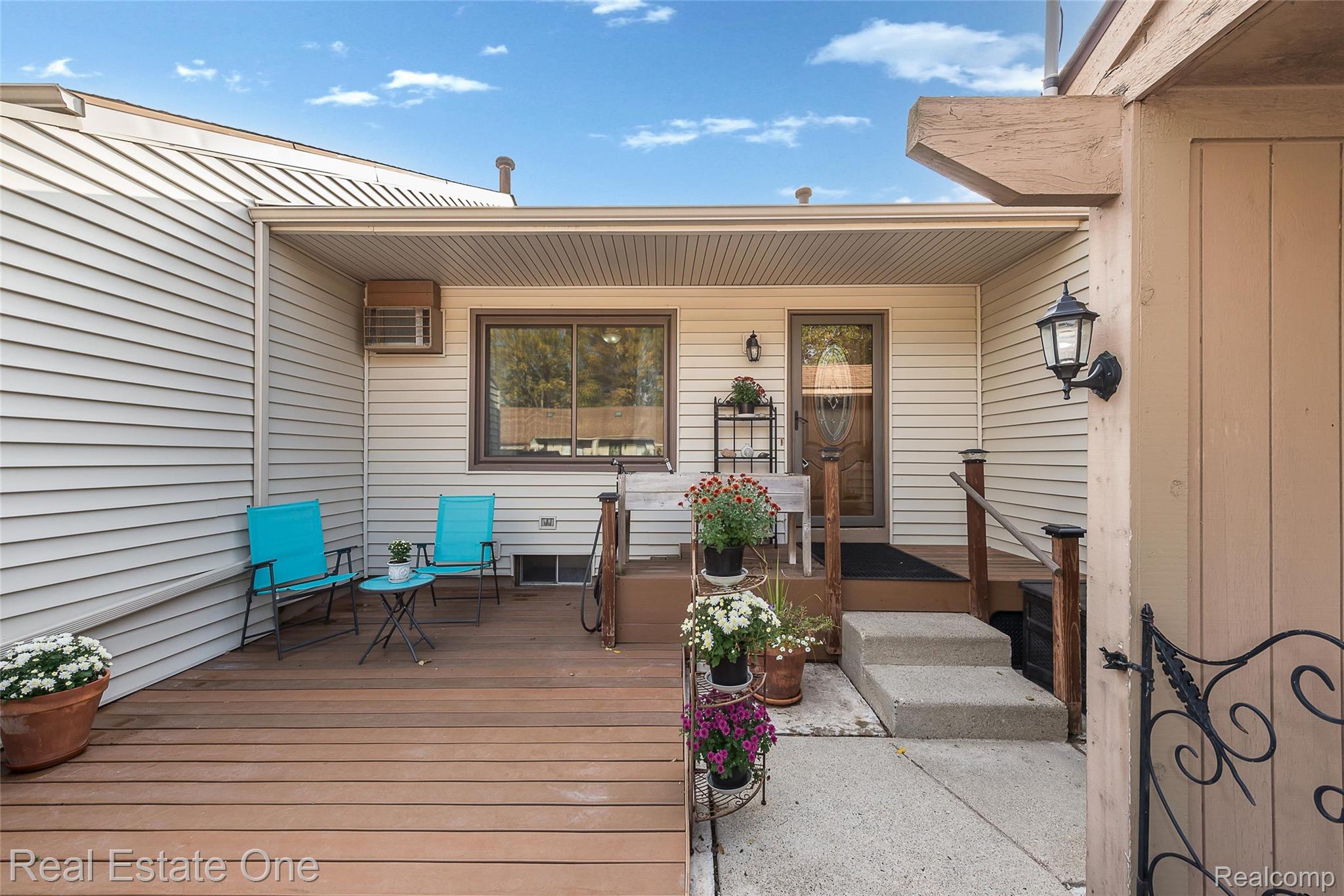 25887 LEXINGTON Drive 5
