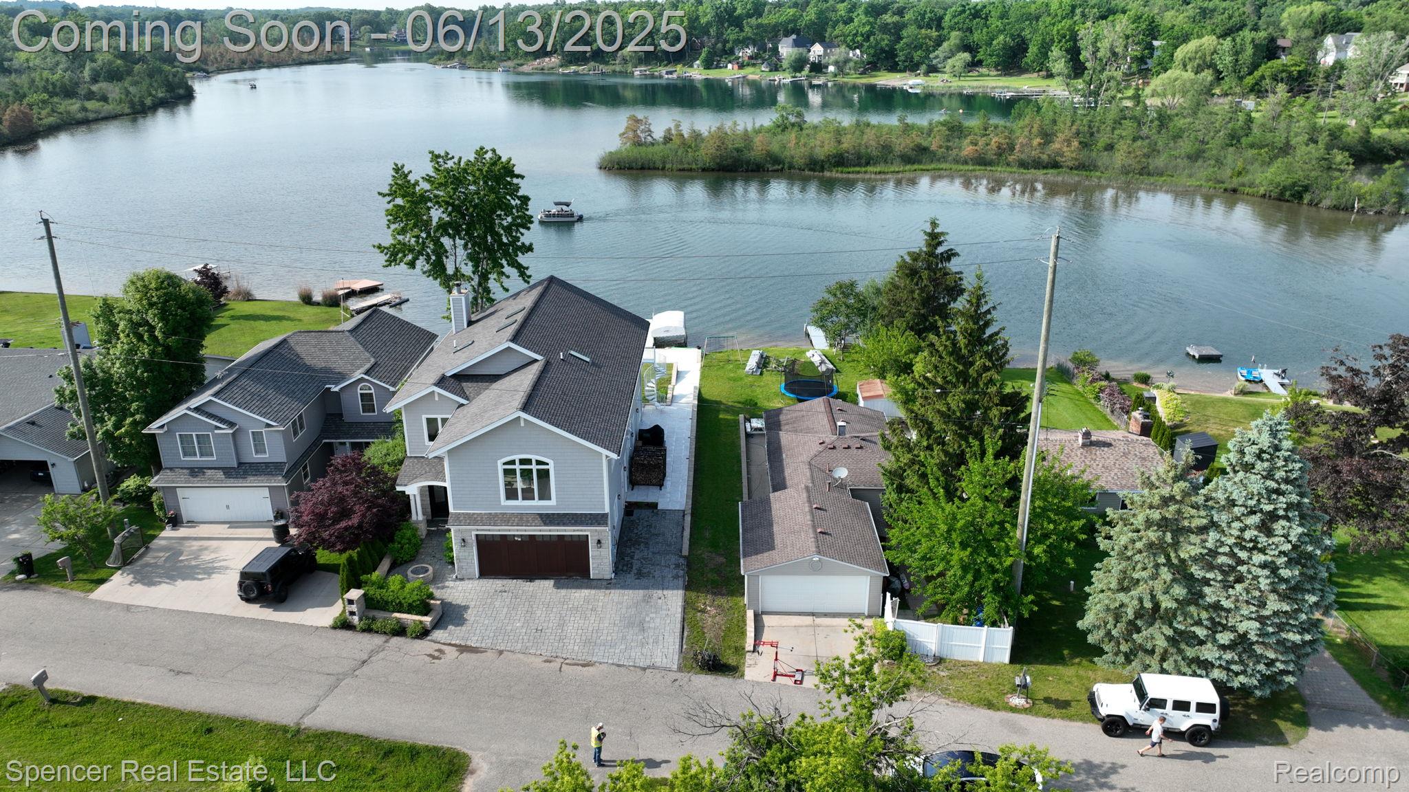 579 Dunleavy Drive