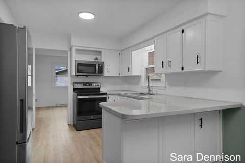 Tiny photo for 760 E Wedgewood Drive, Laketon Township, MI 49445 (MLS # 65026013426)