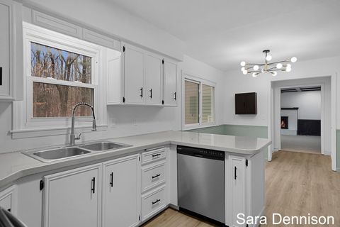 Tiny photo for 760 E Wedgewood Drive, Laketon Township, MI 49445 (MLS # 65026013426)