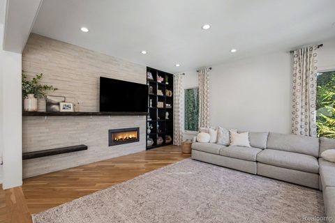 Tiny photo for 1021 Clear Creek Drive, Rochester Hills City, MI 48306 (MLS # 20261009314)