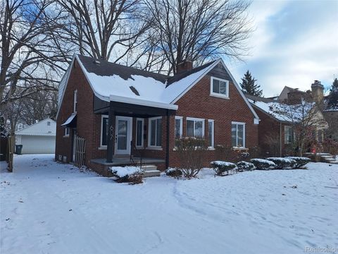 607 S Connecticut Avenue Royal Oak City MI 48067