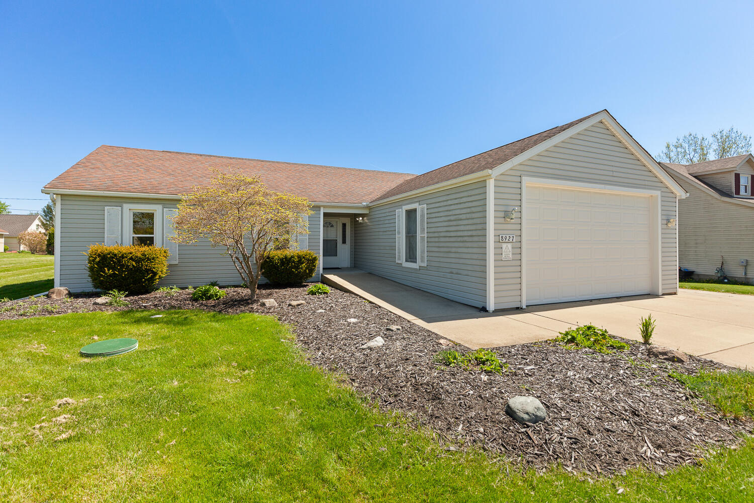 8927 Sussex Court