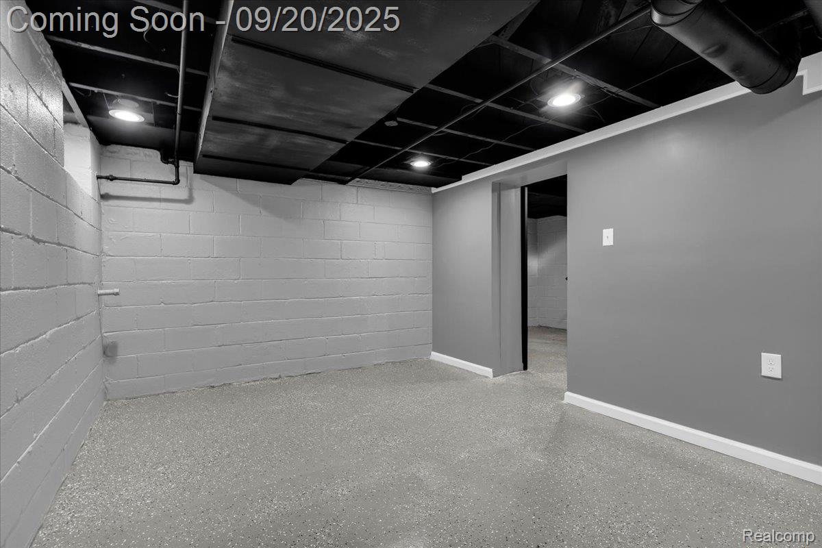 Detroit City, Michigan 48221, United States, 3 Bedrooms Bedrooms, ,3 BathroomsBathrooms,Residential,Active,211169