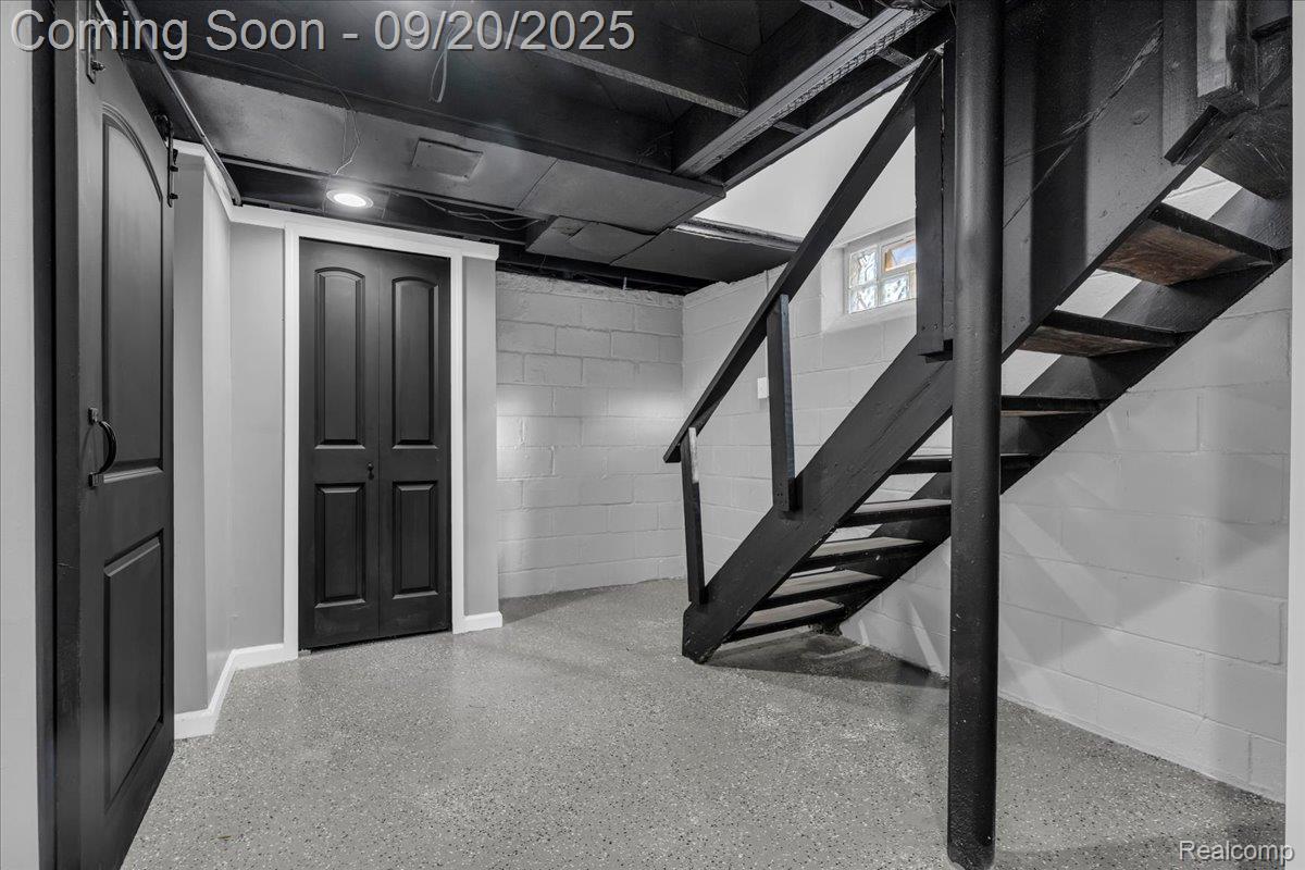 Detroit City, Michigan 48221, United States, 3 Bedrooms Bedrooms, ,3 BathroomsBathrooms,Residential,Active,211169