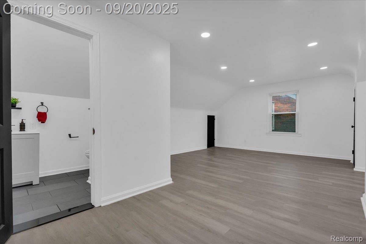 Detroit City, Michigan 48221, United States, 3 Bedrooms Bedrooms, ,3 BathroomsBathrooms,Residential,Active,211169