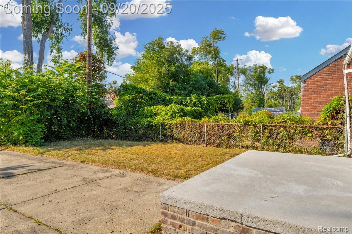 Detroit City, Michigan 48221, United States, 3 Bedrooms Bedrooms, ,3 BathroomsBathrooms,Residential,Active,211169