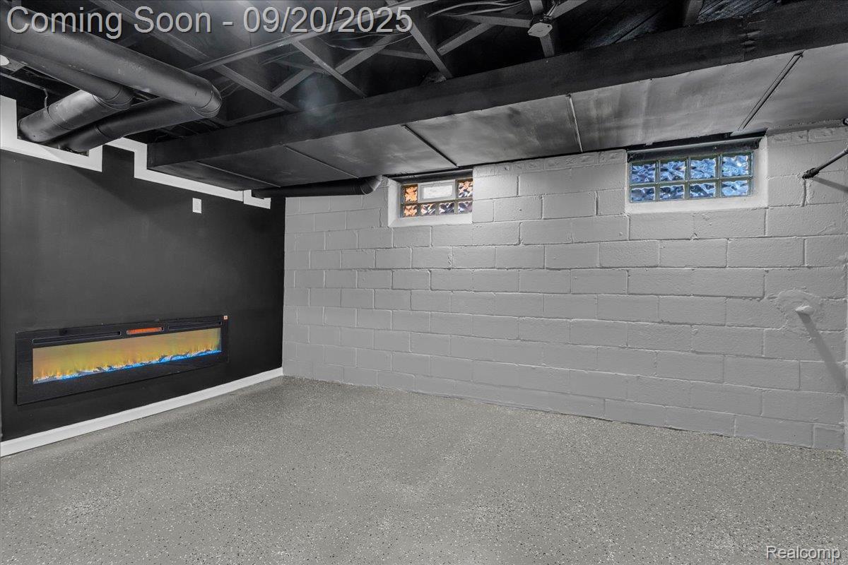 Detroit City, Michigan 48221, United States, 3 Bedrooms Bedrooms, ,3 BathroomsBathrooms,Residential,Active,211169