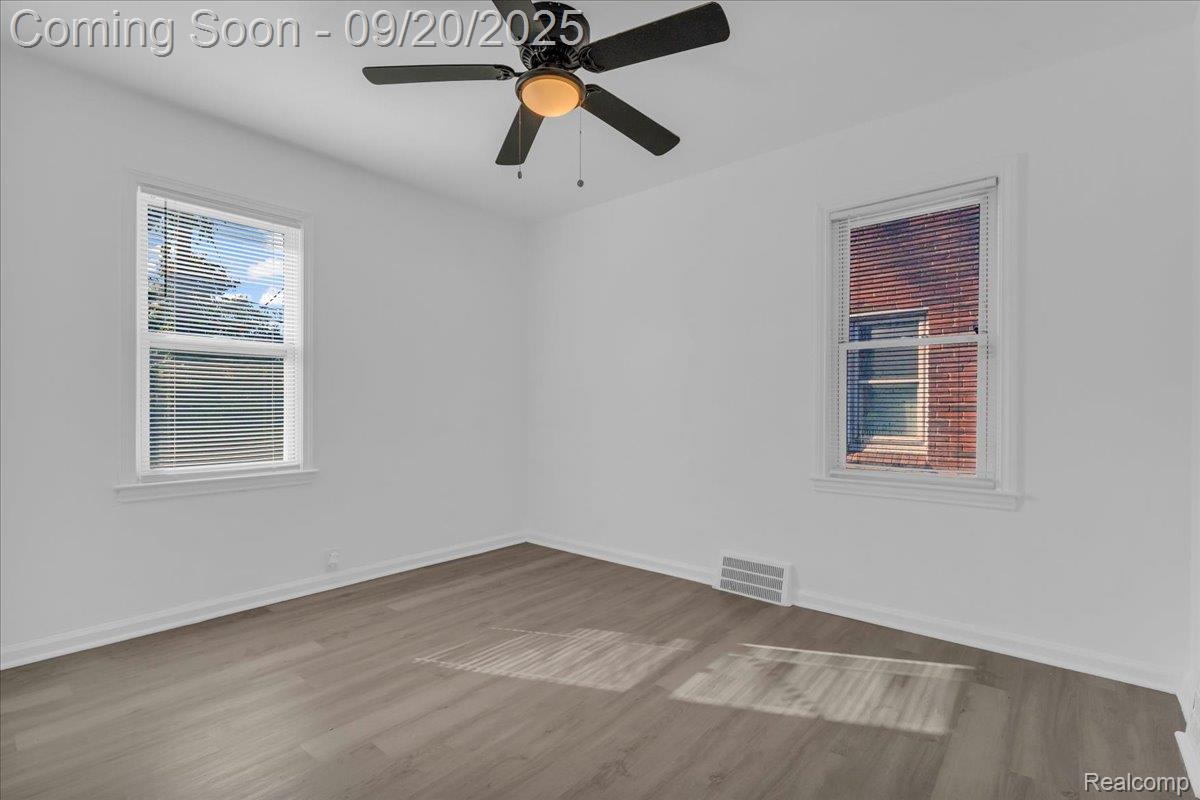 Detroit City, Michigan 48221, United States, 3 Bedrooms Bedrooms, ,3 BathroomsBathrooms,Residential,Active,211169