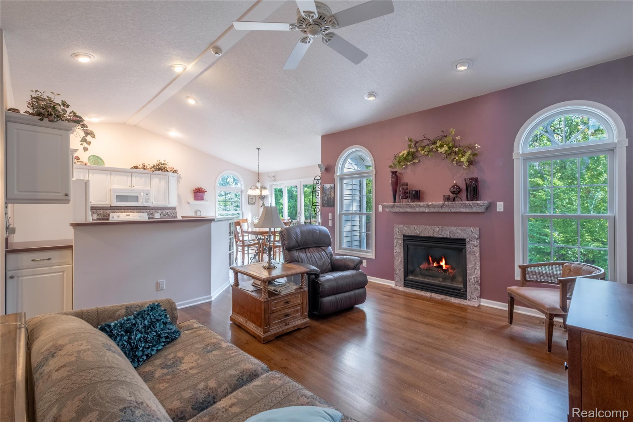 Linden City, Michigan 48451, United States, 3 Bedrooms Bedrooms, ,3 BathroomsBathrooms,Residential,Pending,208504