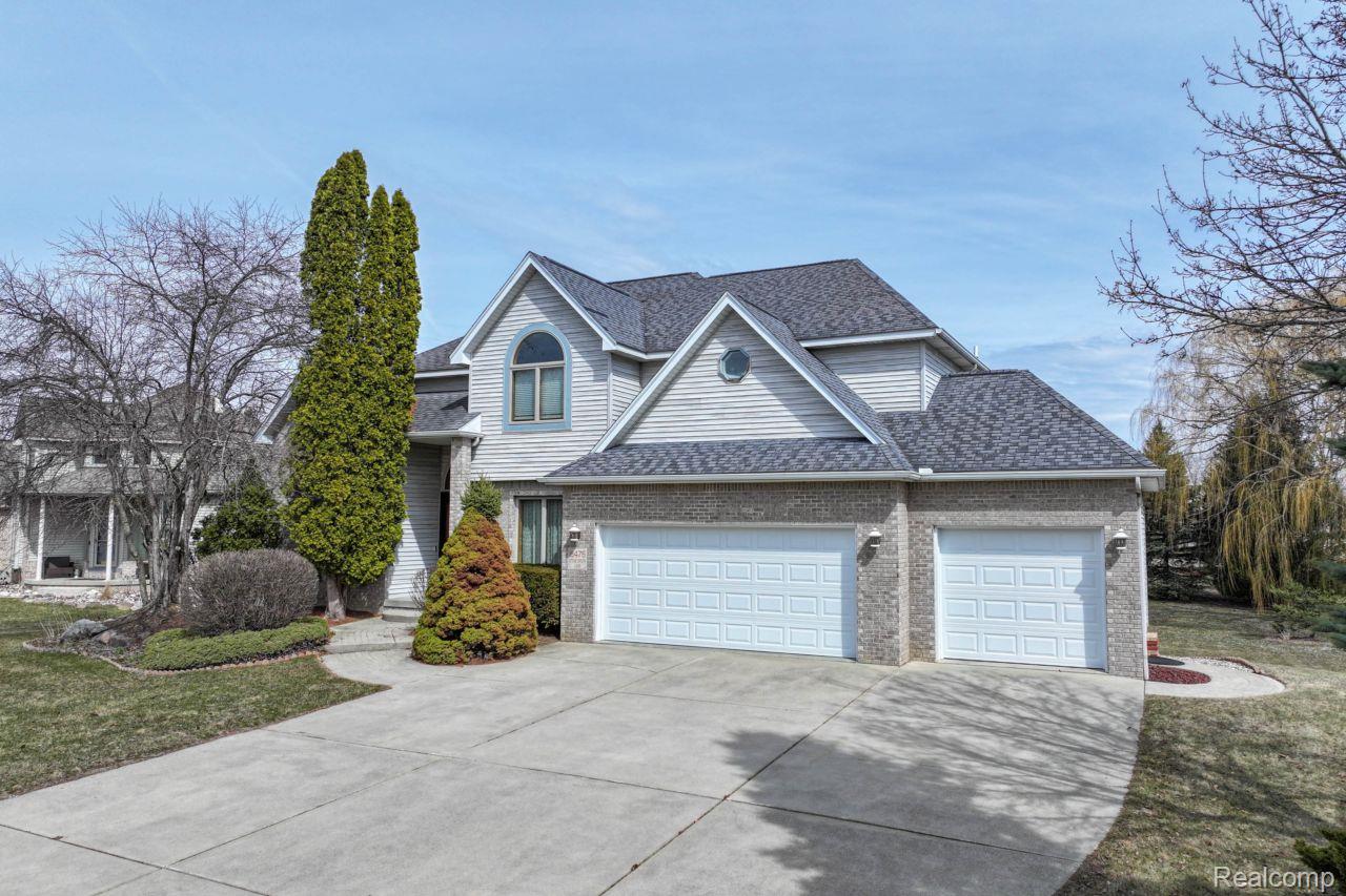 6476 Stonebrook Lane