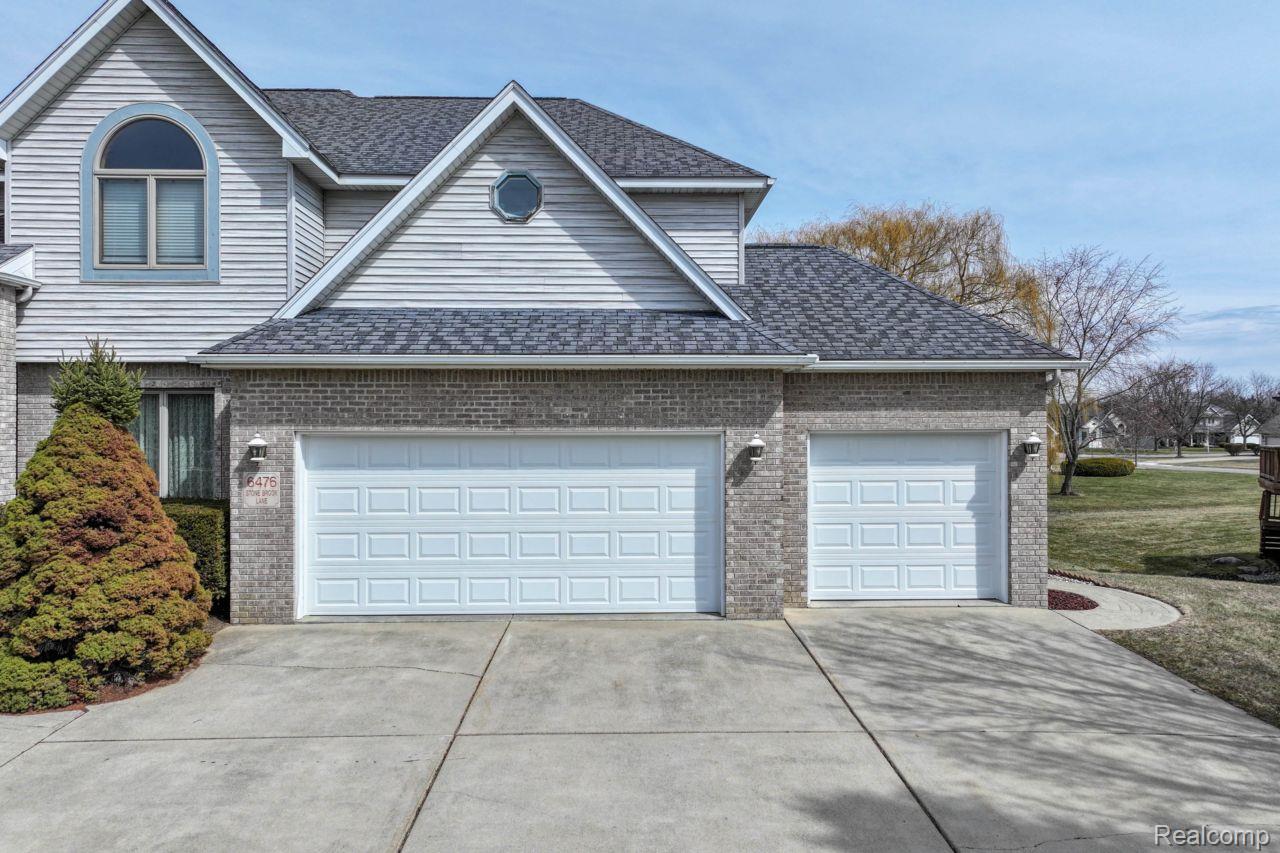 6476 Stonebrook Lane