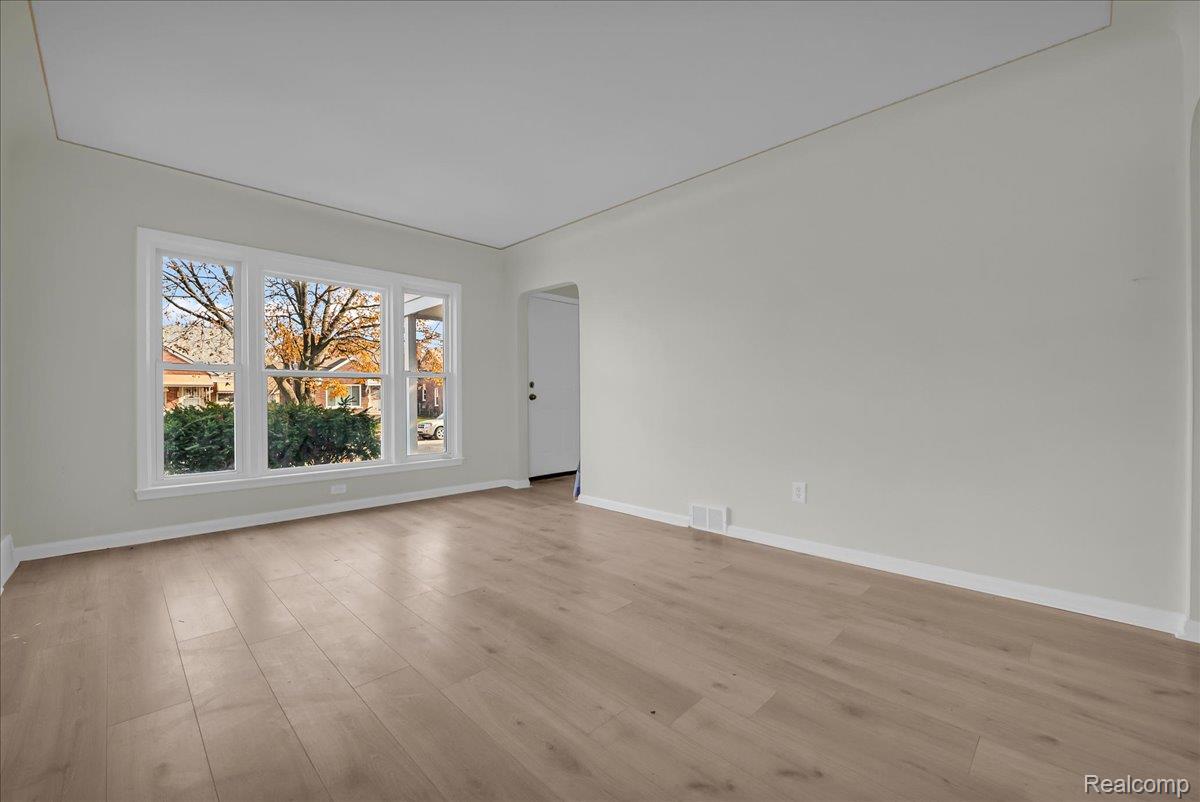 17327 Teppert Street