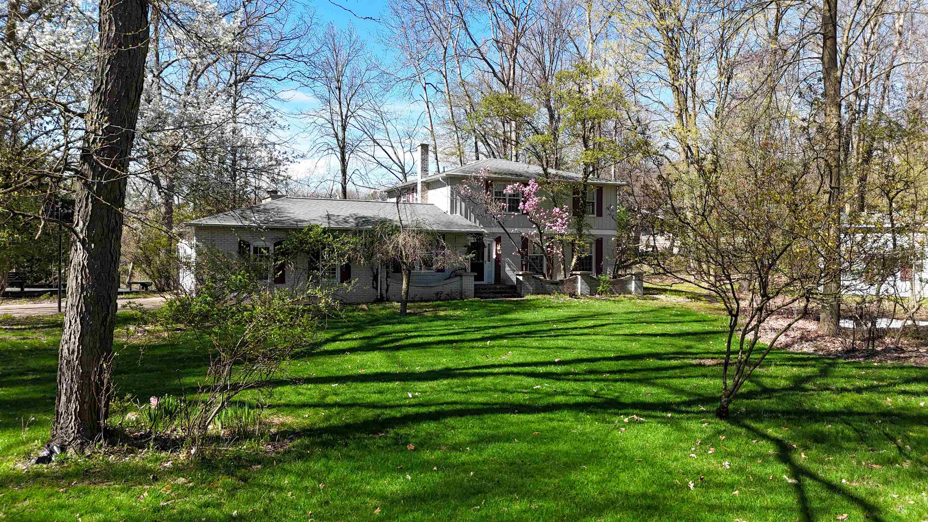 620 West Court