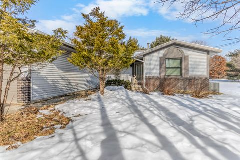 Tiny photo for 2151 Rogue River Road NE, Plainfield Charter Township, MI 49306 (MLS # 65026006021)