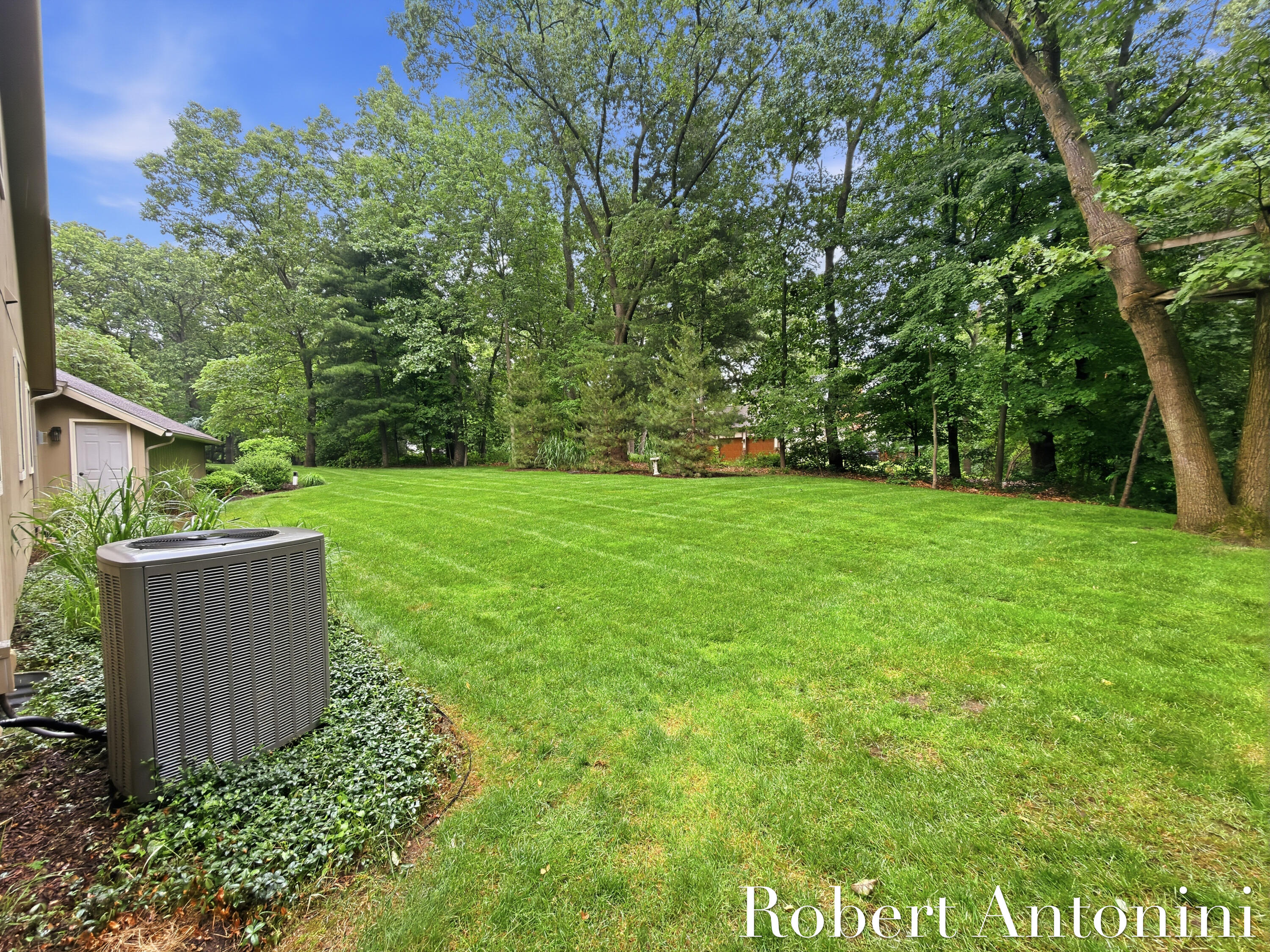 1708 Mont Rue Drive SE