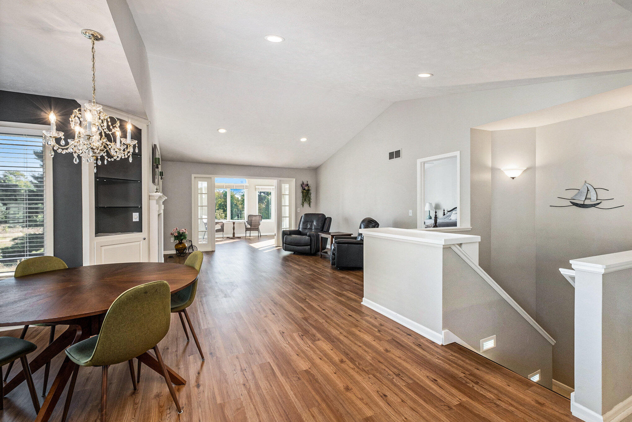 7649 Greenbrier Drive NE