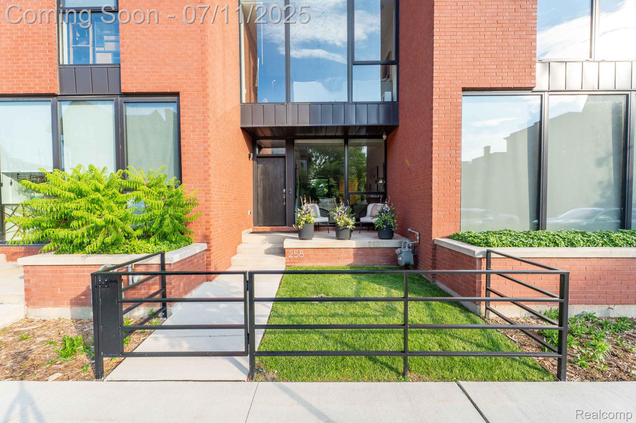 258 Edmund Place