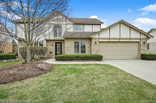 1346 ARBOR CREEK DR, ROCHESTER HILLS, MI 48306 - Image 18de88f18d12d446b2d3d1e478053e81/1693281187