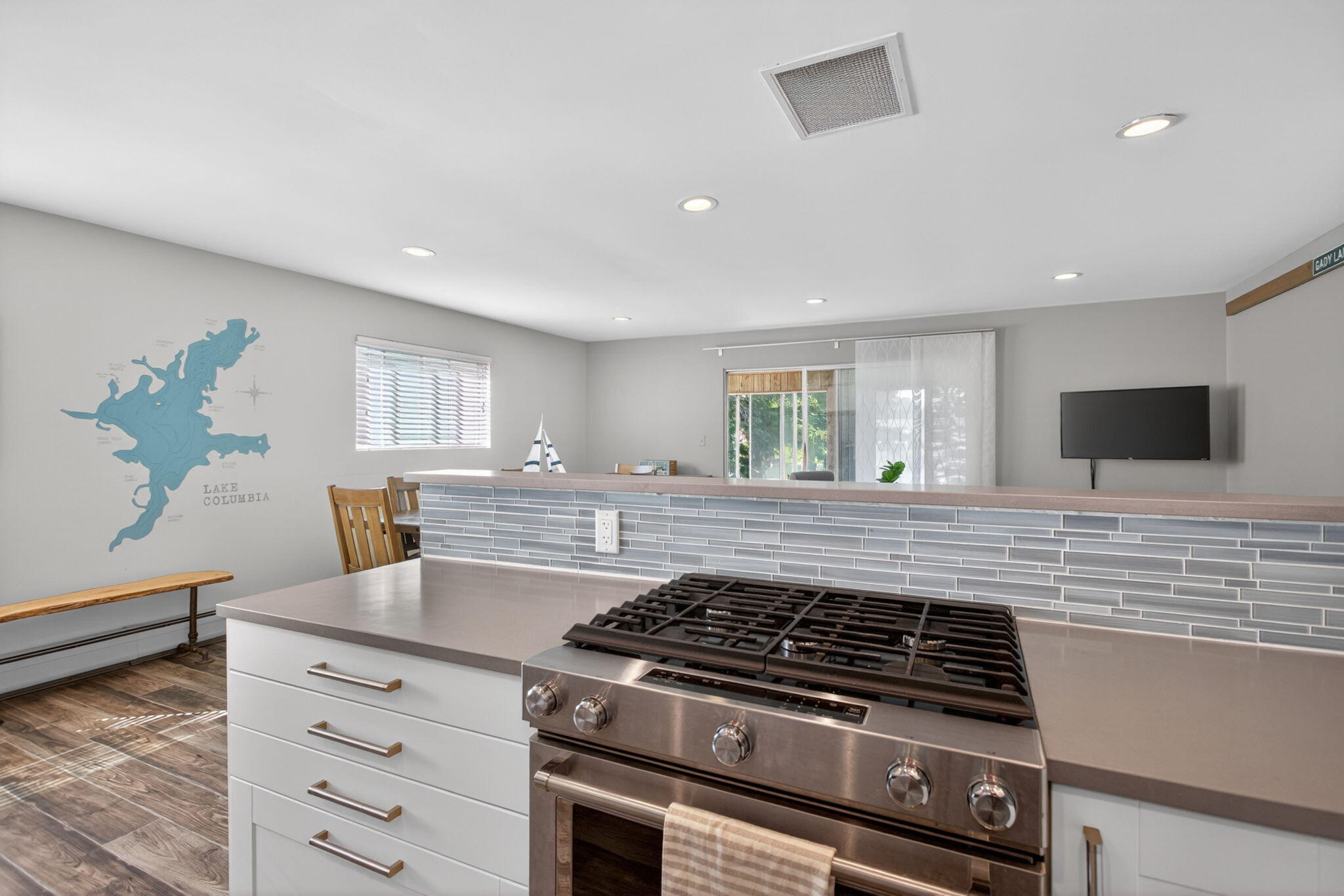 115 Kingsbury Drive