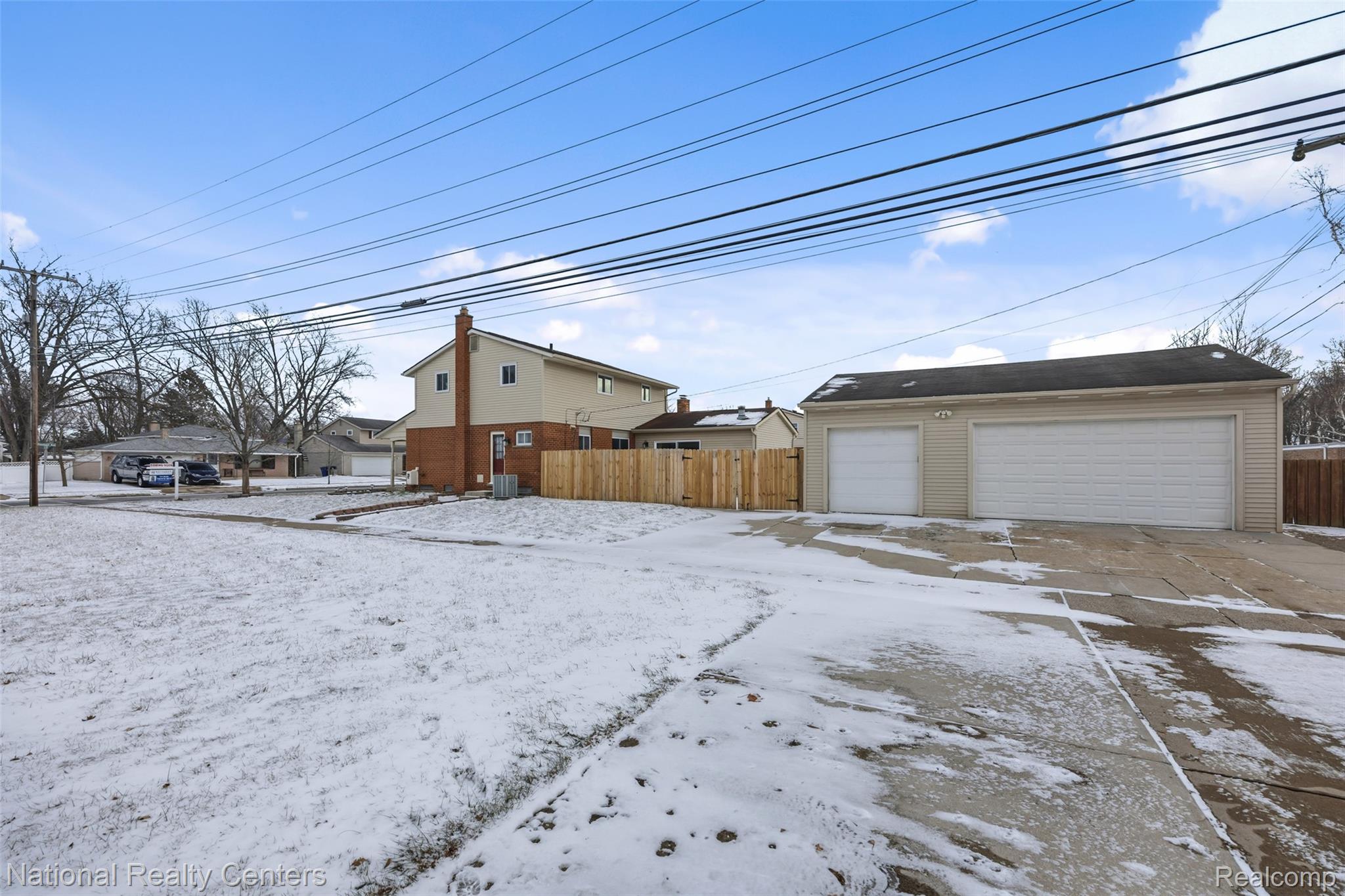 1806 Treadwell Street