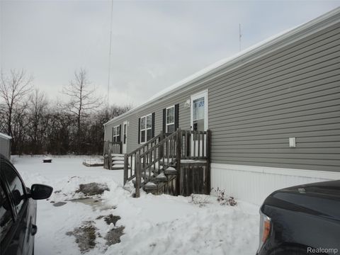 28786 Glenwood Huron Charter Township MI 48134