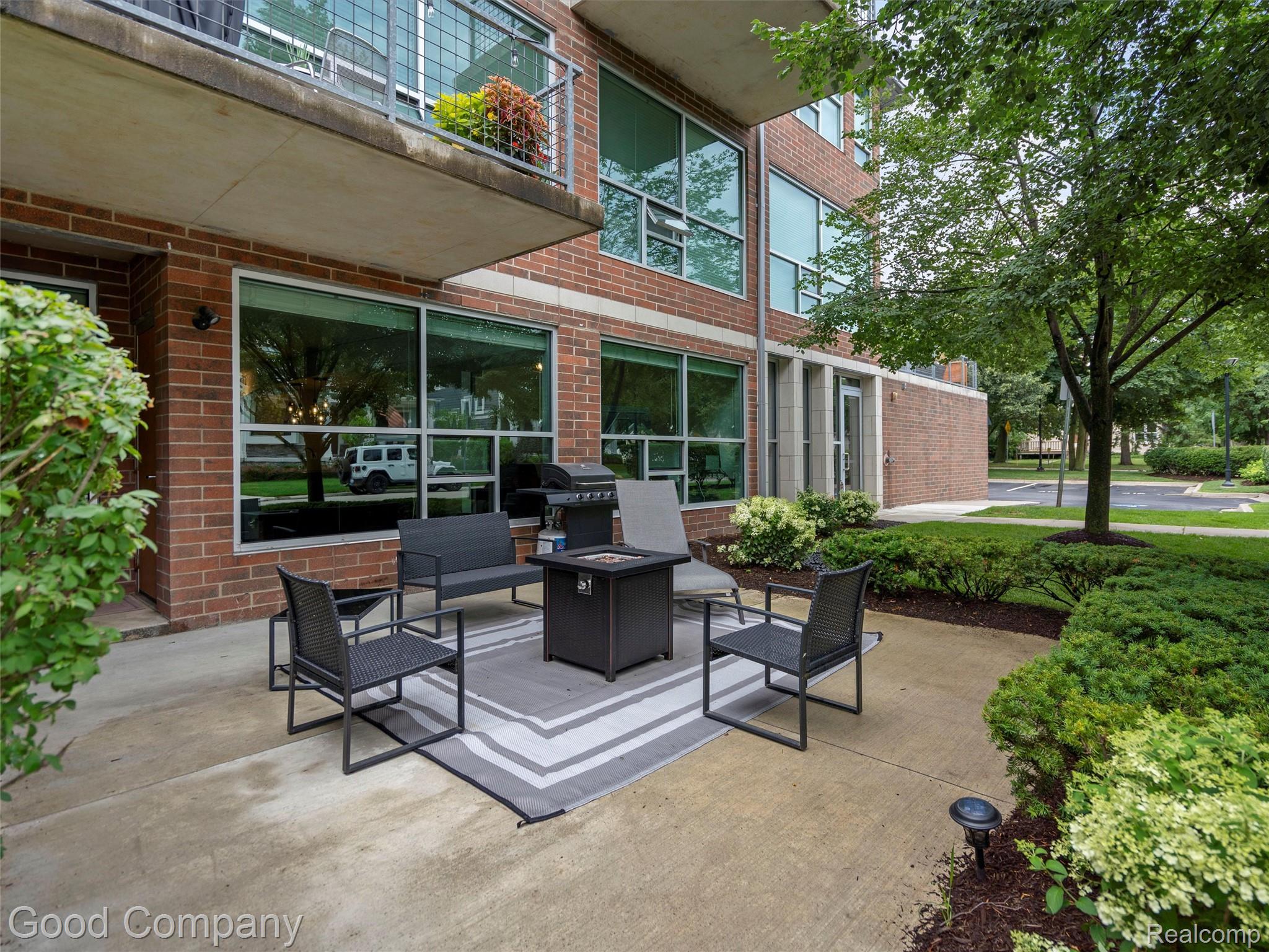 300 Hamilton Street 101