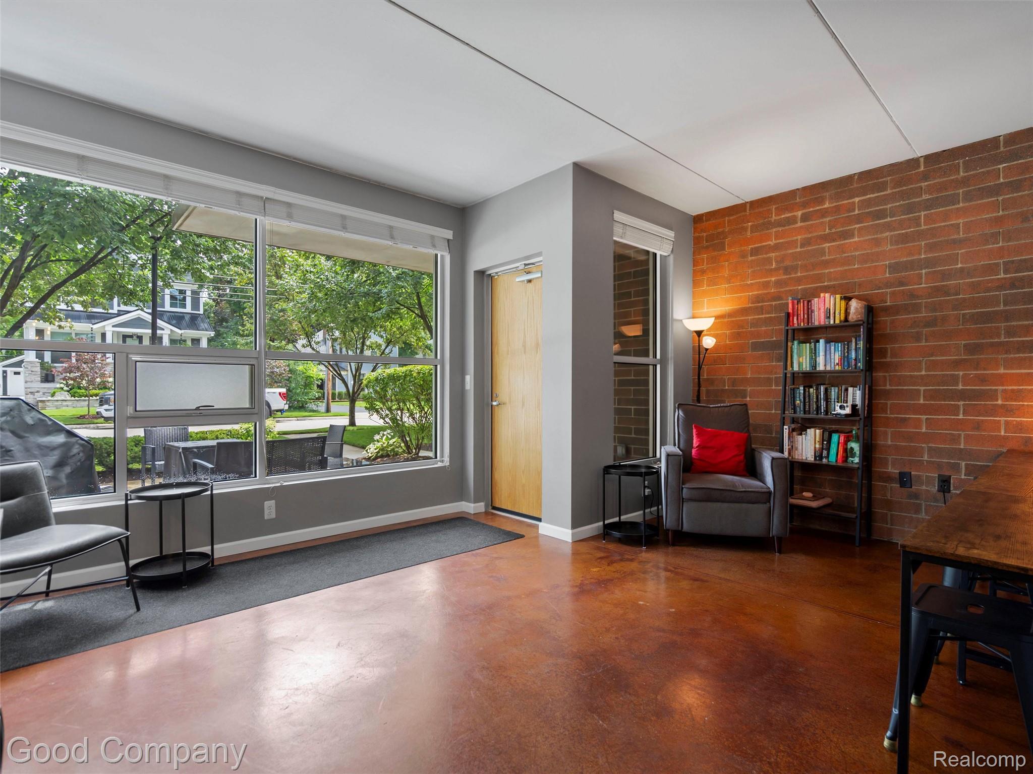 300 Hamilton Street 101