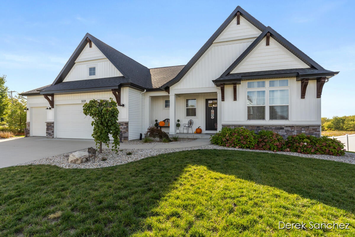 3221 Rocaway Drive