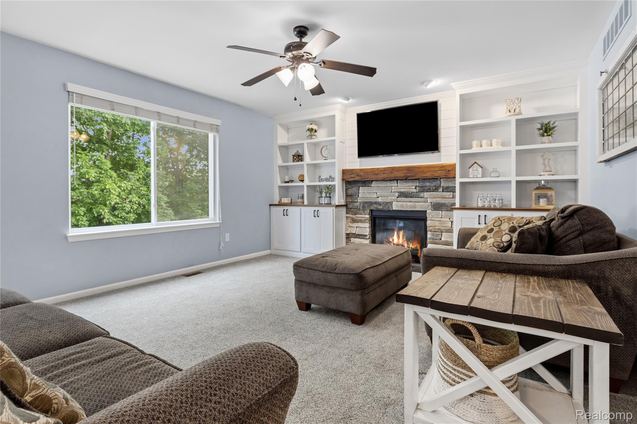 4158 Pepper Tree Lane