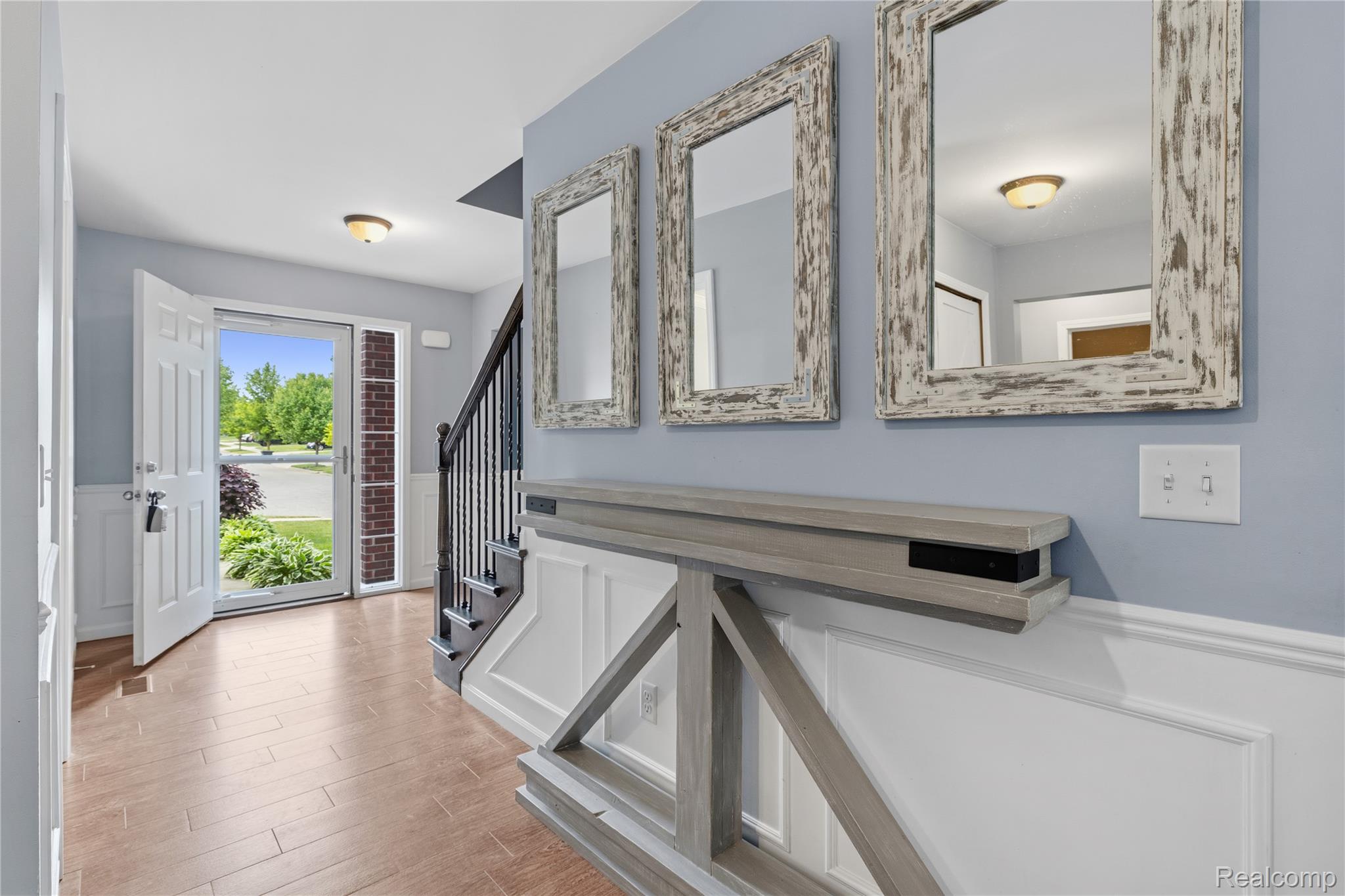 4158 Pepper Tree Lane