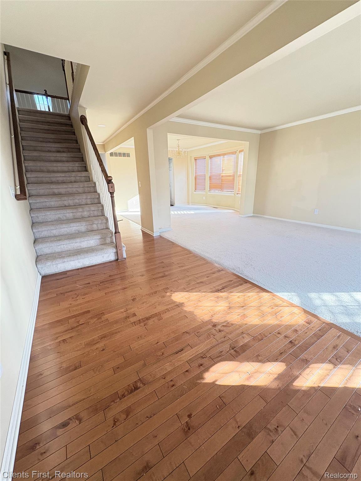 5965 Rolling Ridge Drive