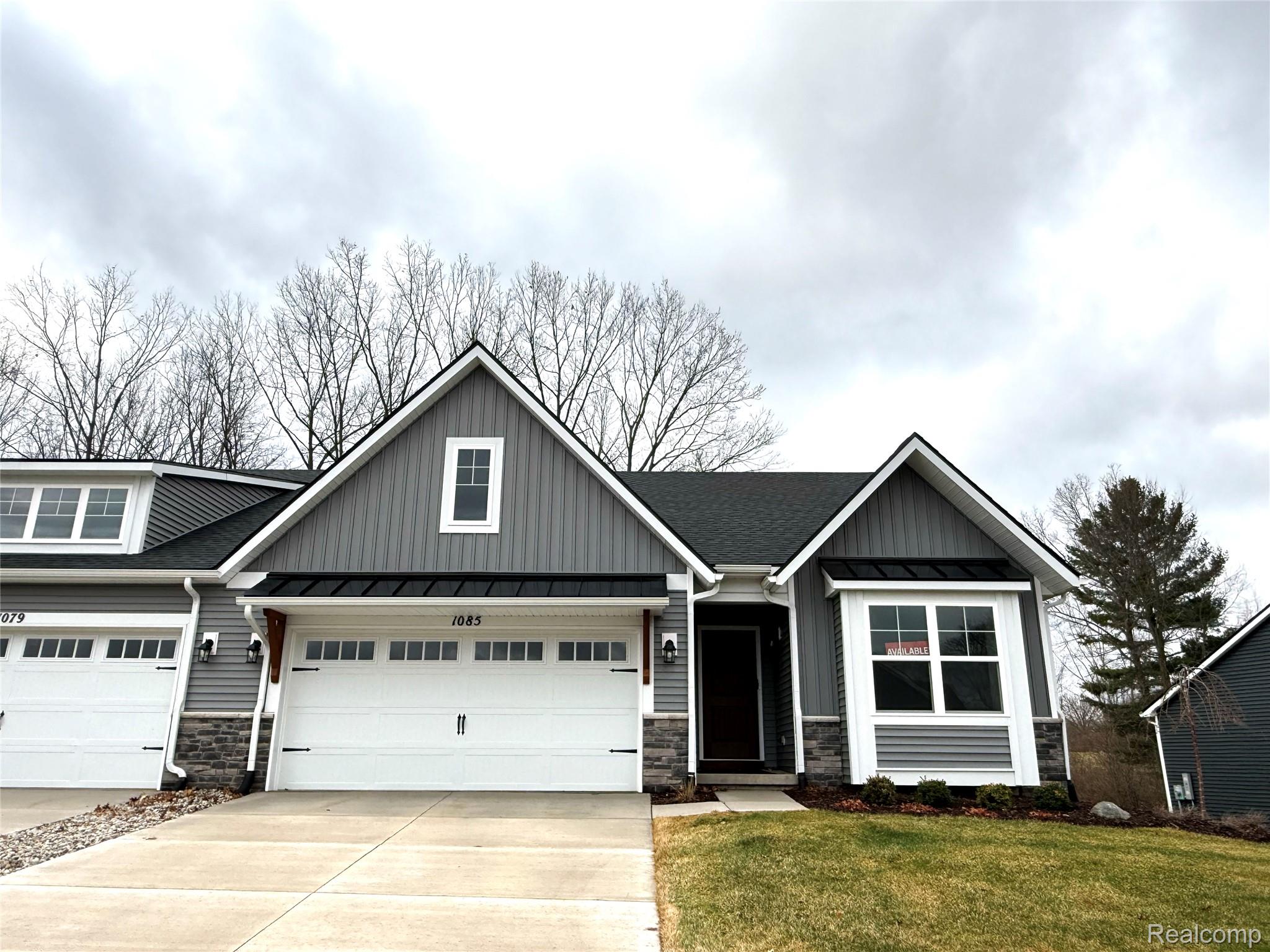 1085 Camellia Circle 32