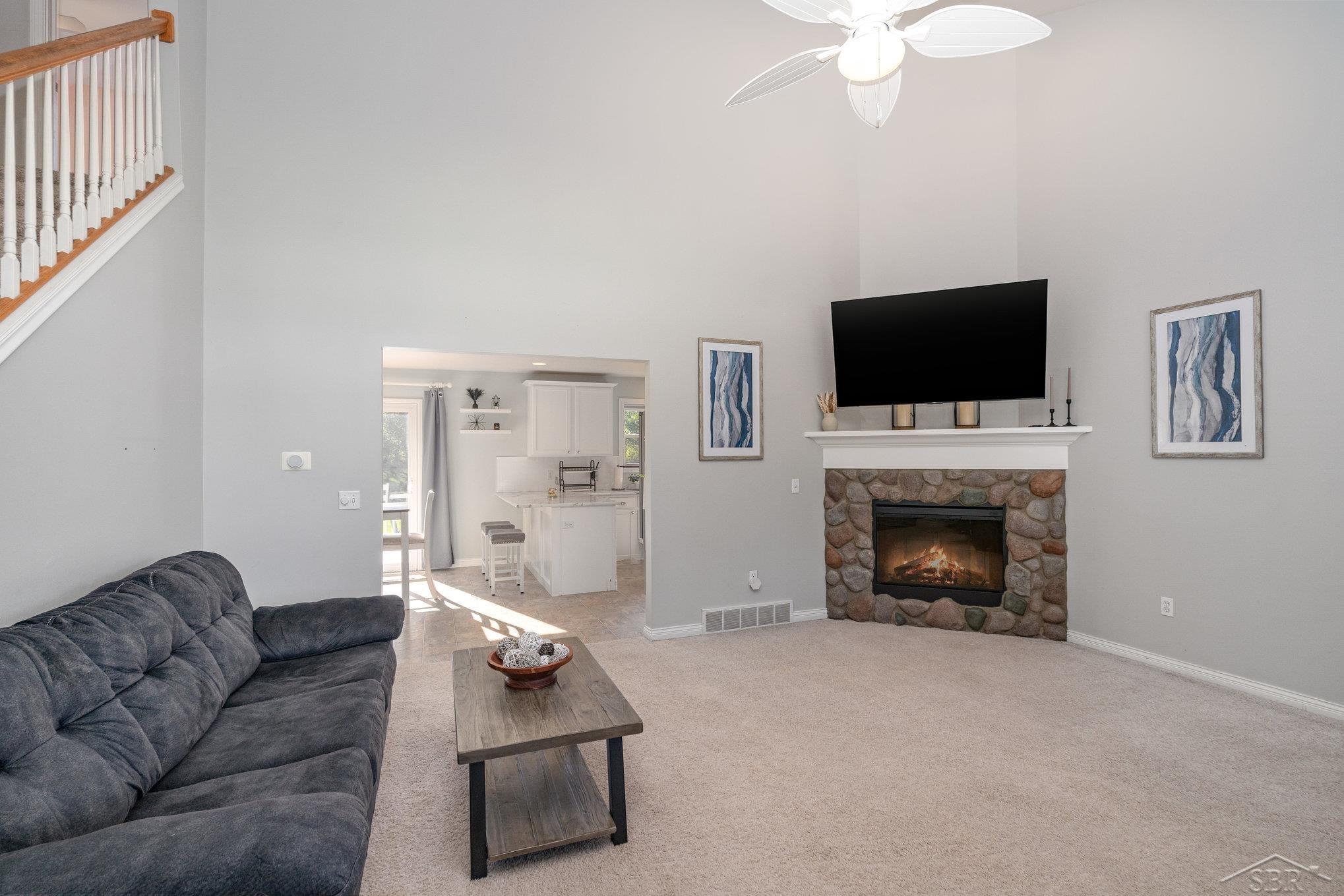 1198 Woodfield Trail