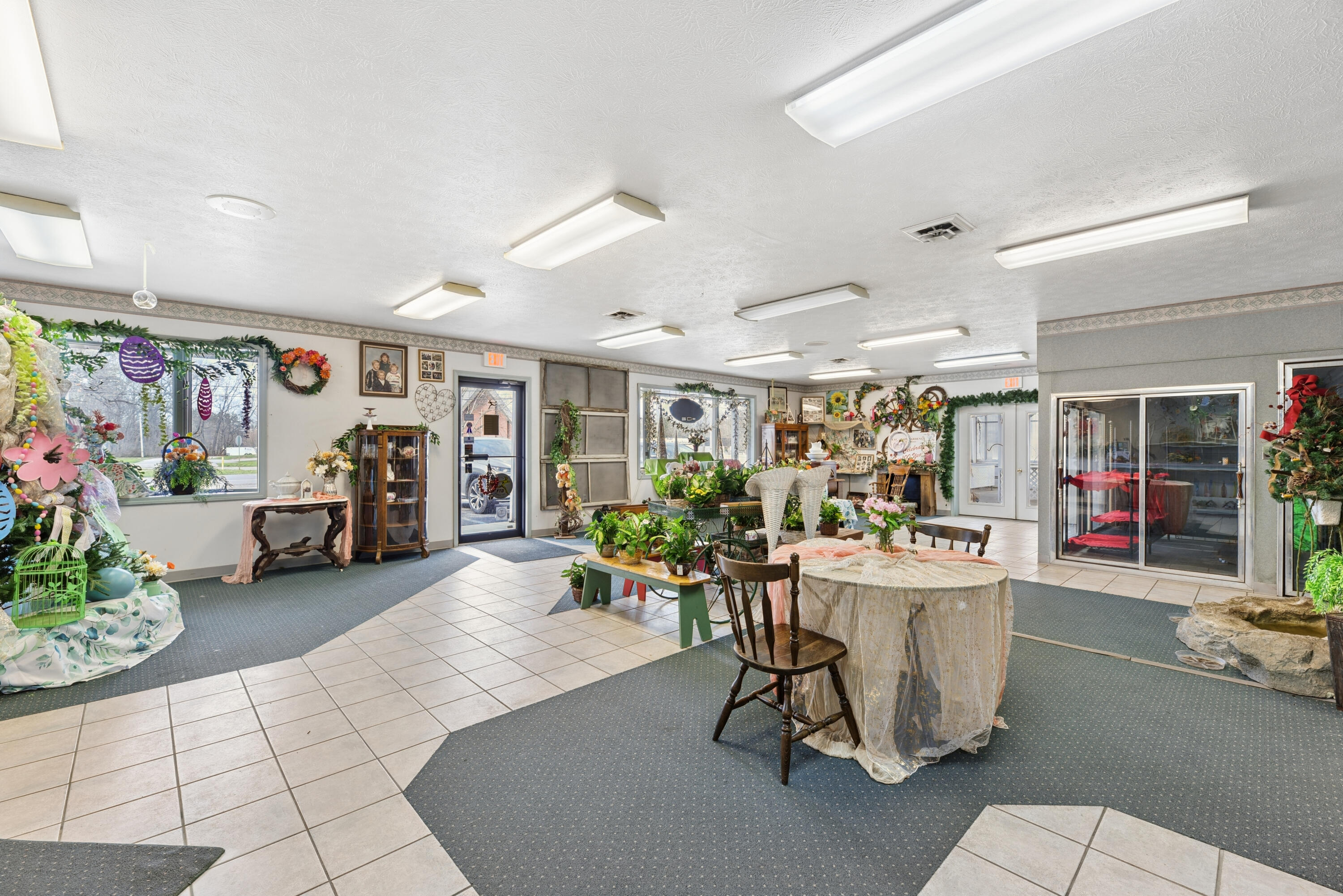 1521 E Main Street