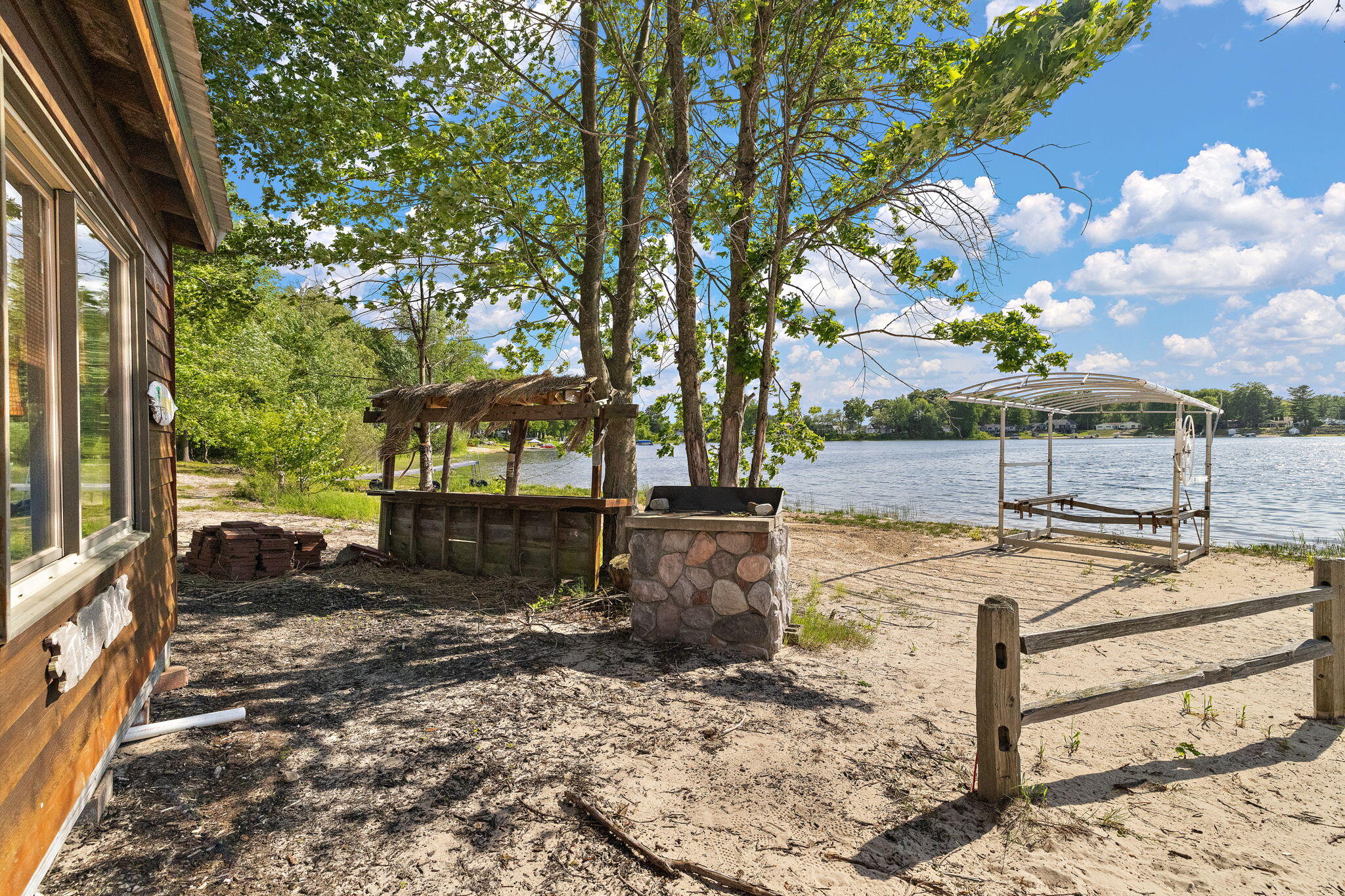 2713 E White Lake Drive