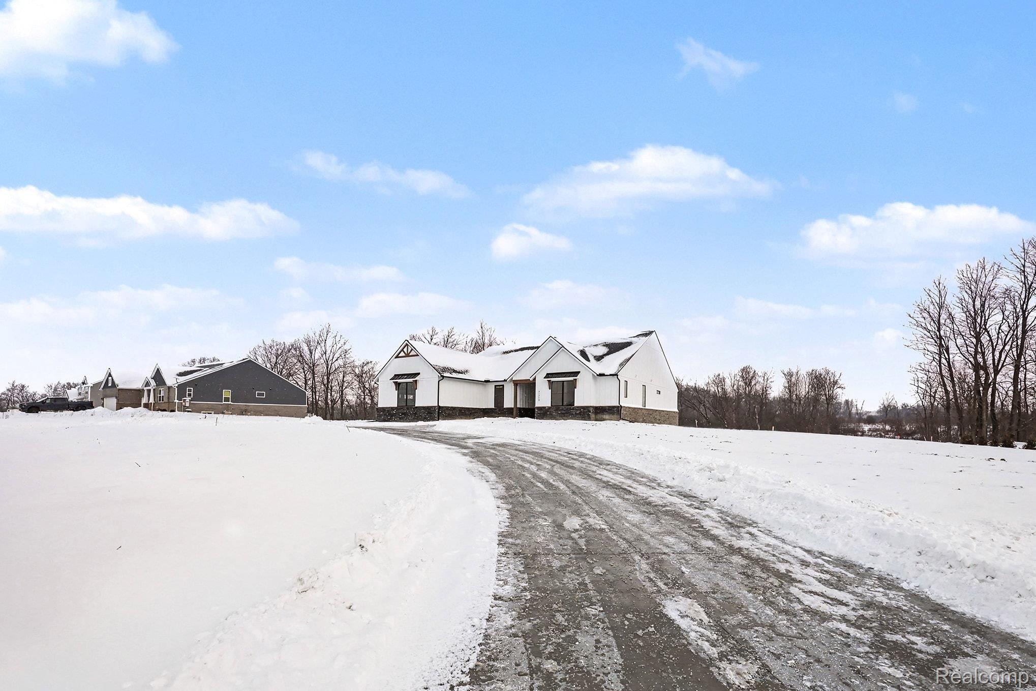 71719 Hidden River Drive