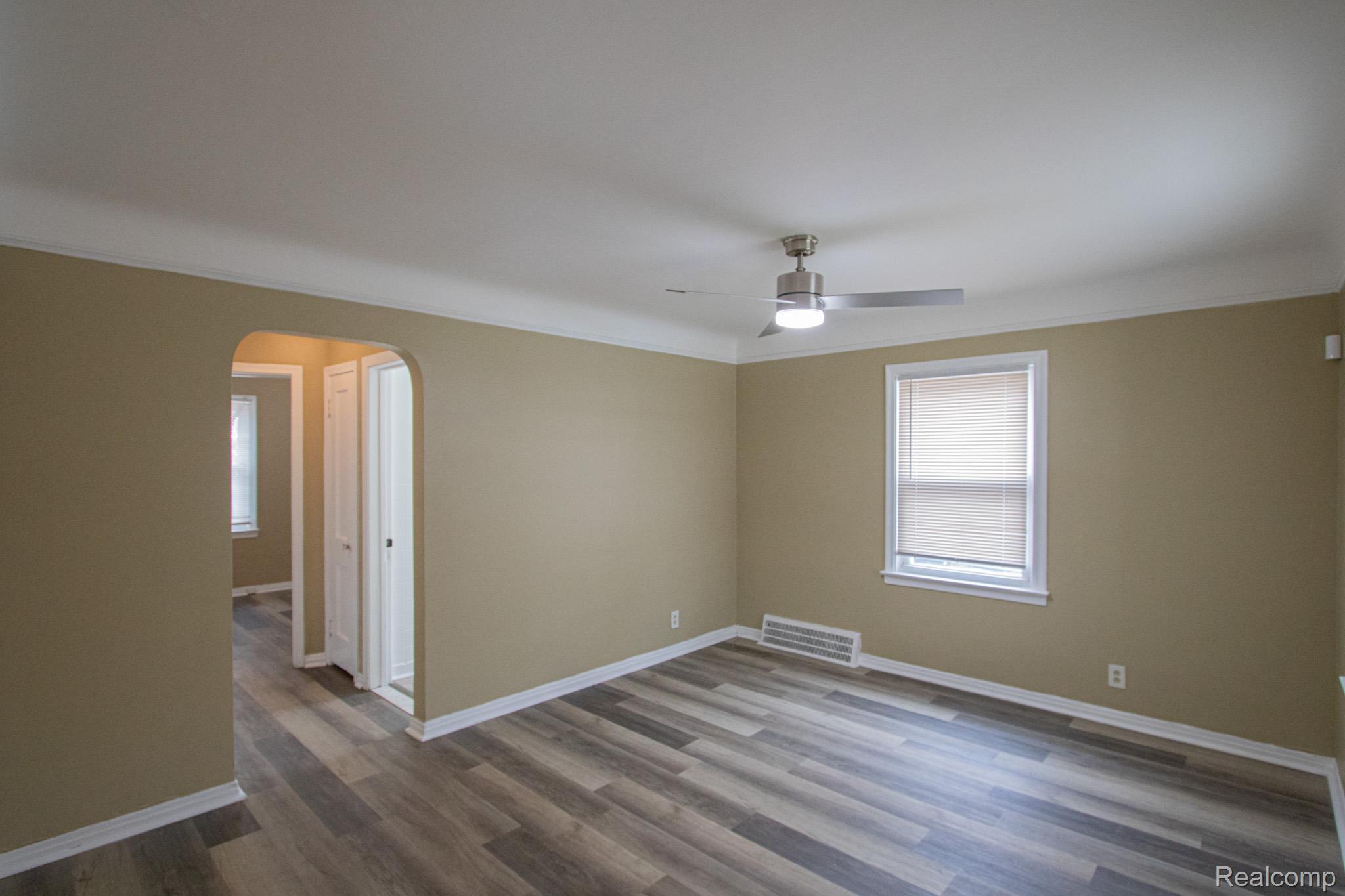 19644 Kenosha Street