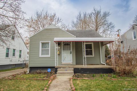 19644 Kenosha Street Harper Woods City MI 48225